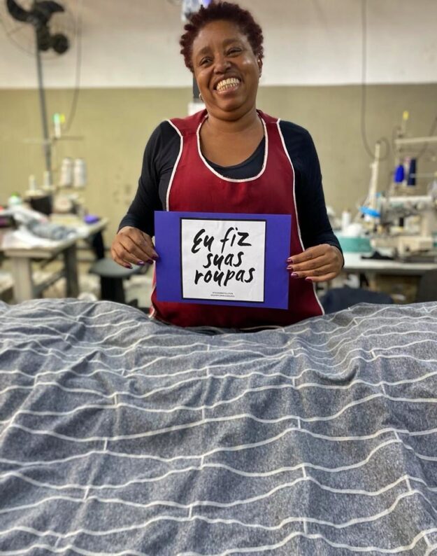 b4b8b79e-b5f6-4ca9-89c9-bf685de7ee7a quem fez minhas roupas